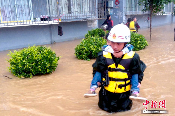 貴州多地持續強降雨-商鋪民房被淹-4