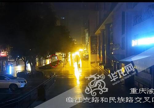 男子路邊看奧運(yùn)睡著被偷3次:以為老婆給自己蓋被