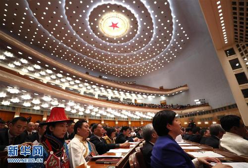 3月15日，第十二屆全國人民代表大會第五次會議在北京人民大會堂舉行閉幕會。 新華社記者 丁林 攝