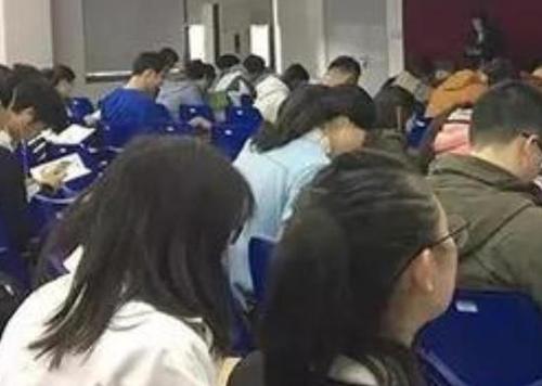 年薪48萬招清華北大學生養豬 畢業生:是不是忽悠？