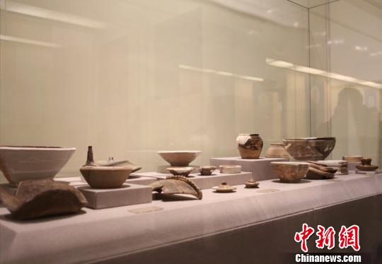 “樂土瓷韻”福建將樂窯文物展在北京大學(xué)賽克勒考古與藝術(shù)博物館舉辦，將持續(xù)至3月31日。　主辦方供圖 攝