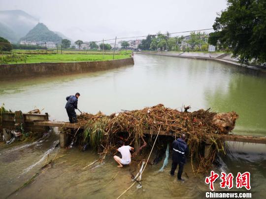 風雹洪澇致江西51.4萬人受災信江贛江發生超警戒洪水