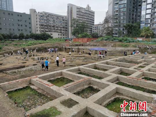 正府街遺址發掘現場 嚴易夢 攝