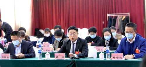 論壇上，鄧帥委員就完善副中心城市應急保障體系提出建議。人民政協報 人民政協網  記者 田福良 攝